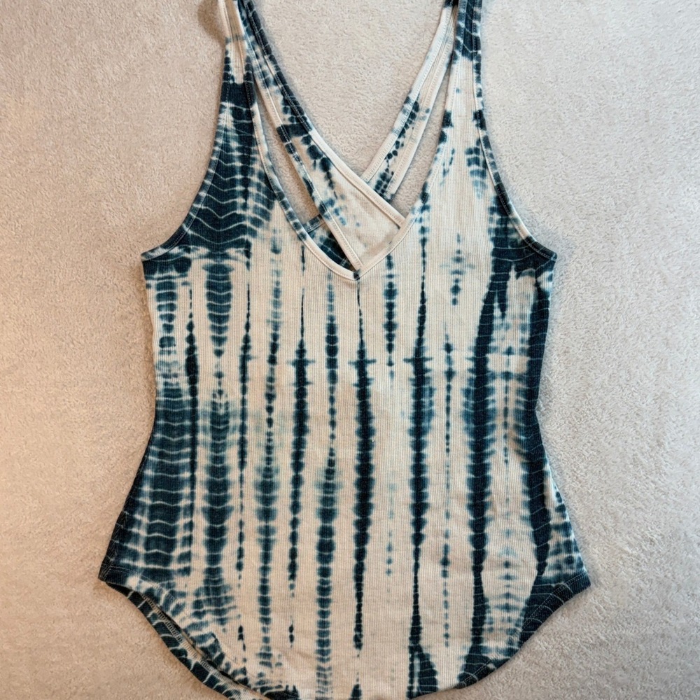 Chaser Blue White Tie Dye Ribbed Crisscross Back V-Neck Tank Top CW8131 Small